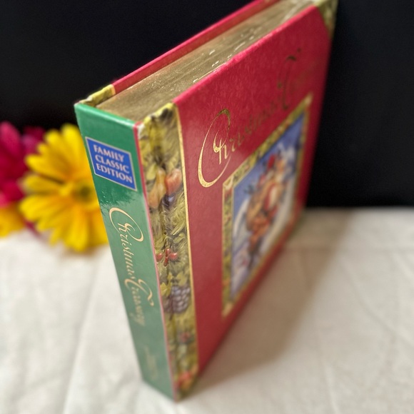 Christmas Treasury Family Classic Edition Tales Holiday Book Hardcover Gold Trim - Picture 6 of 8
